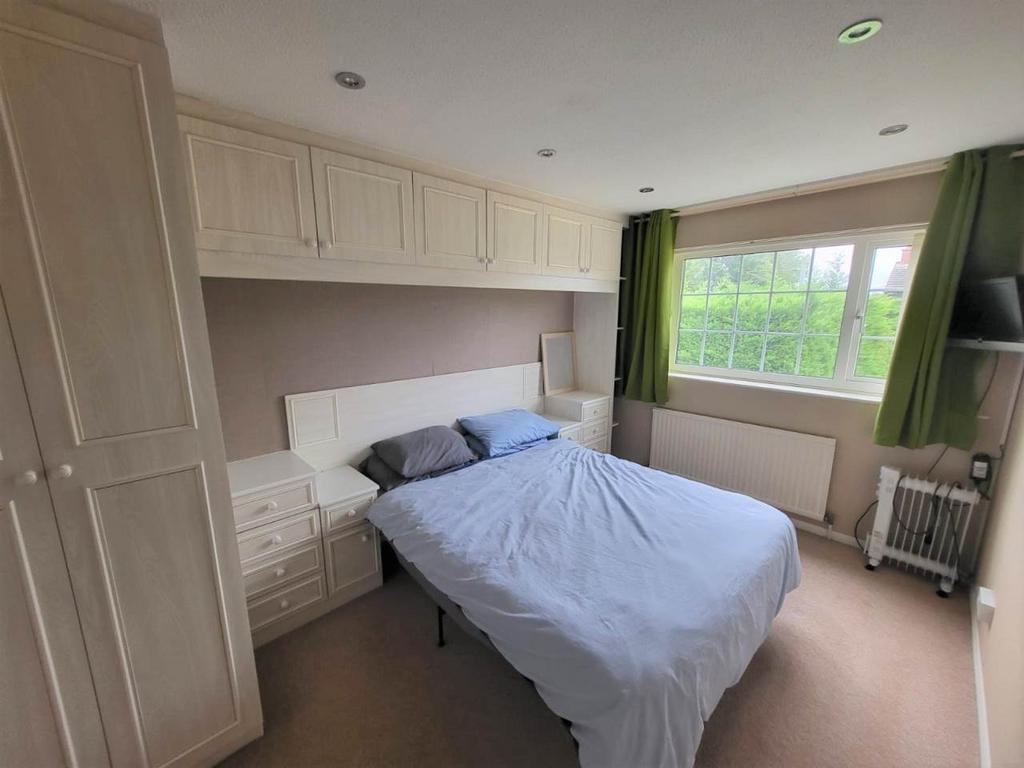 Master Bed