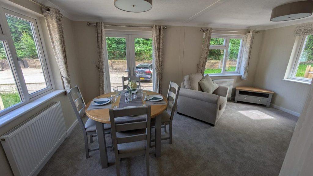 32 Omar Regency In Penwortham Living 1