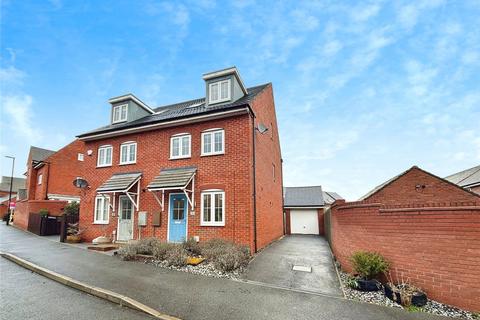 4 bedroom semi-detached house to rent, Sunderland Close, Swadlincote DE11