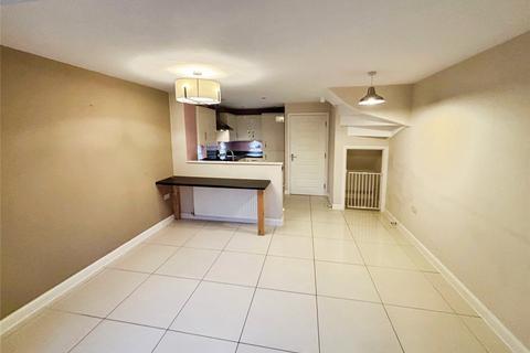 4 bedroom semi-detached house to rent, Sunderland Close, Swadlincote DE11