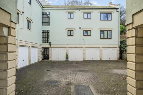 Dapps Hill, Keynsham, Bristol