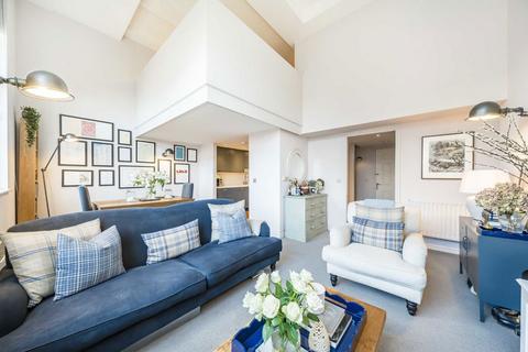 Garratt Lane, London SW18