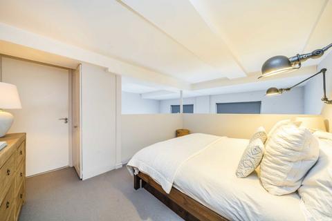 1 bedroom flat for sale, Garratt Lane, London SW18