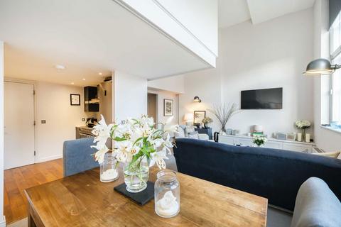 1 bedroom flat for sale, Garratt Lane, London SW18