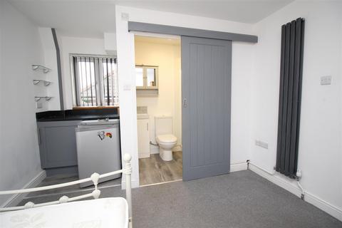 1 bedroom house to rent, Nunnery Fields, Canterbury, CT1