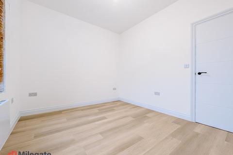 undefined, High Street, Beckenham BR3