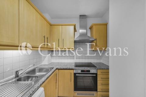 1 bedroom flat for sale, Cubitt Wharf, Storers Quay, Isle Of Dogs, London, E14