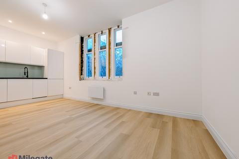 undefined, High Street, Beckenham BR3