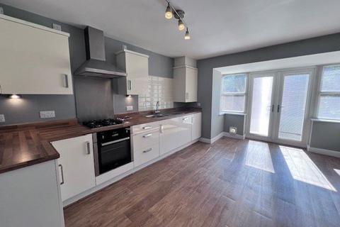 3 bedroom semi-detached house to rent, Wilmot Street, Sawley, NG10 3DQ