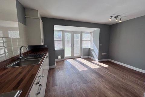 3 bedroom semi-detached house to rent, Wilmot Street, Sawley, NG10 3DQ