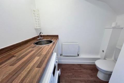3 bedroom semi-detached house to rent, Wilmot Street, Sawley, NG10 3DQ