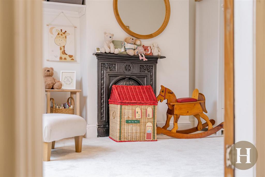 Hadleigh Estate Agents-37.jpg