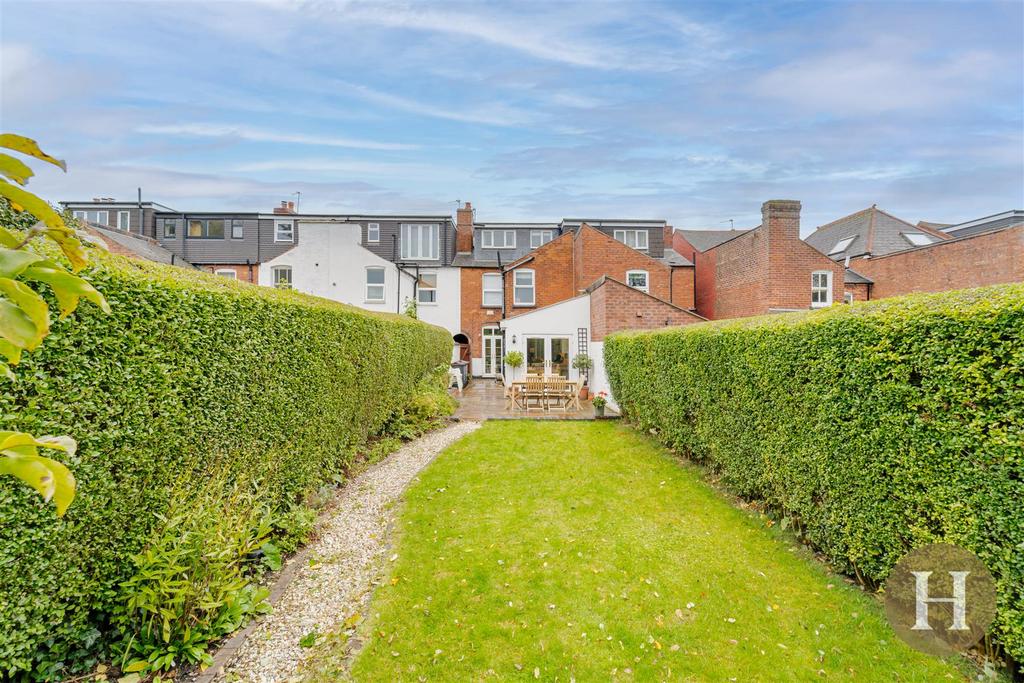 Hadleigh Estate Agents-56.jpg