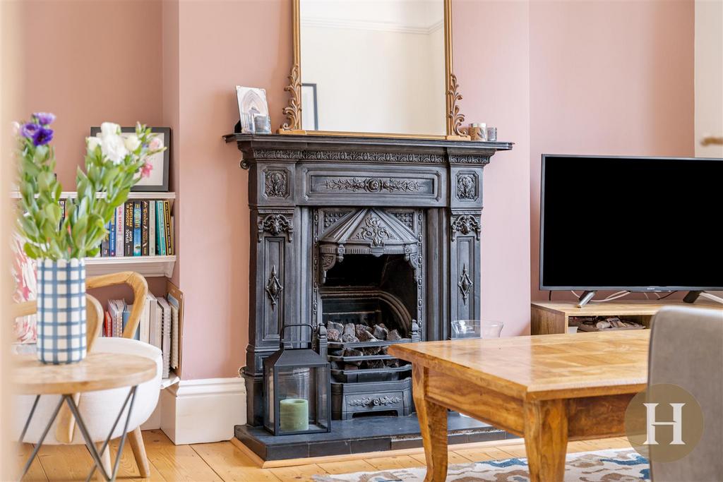 Hadleigh Estate Agents-8.jpg