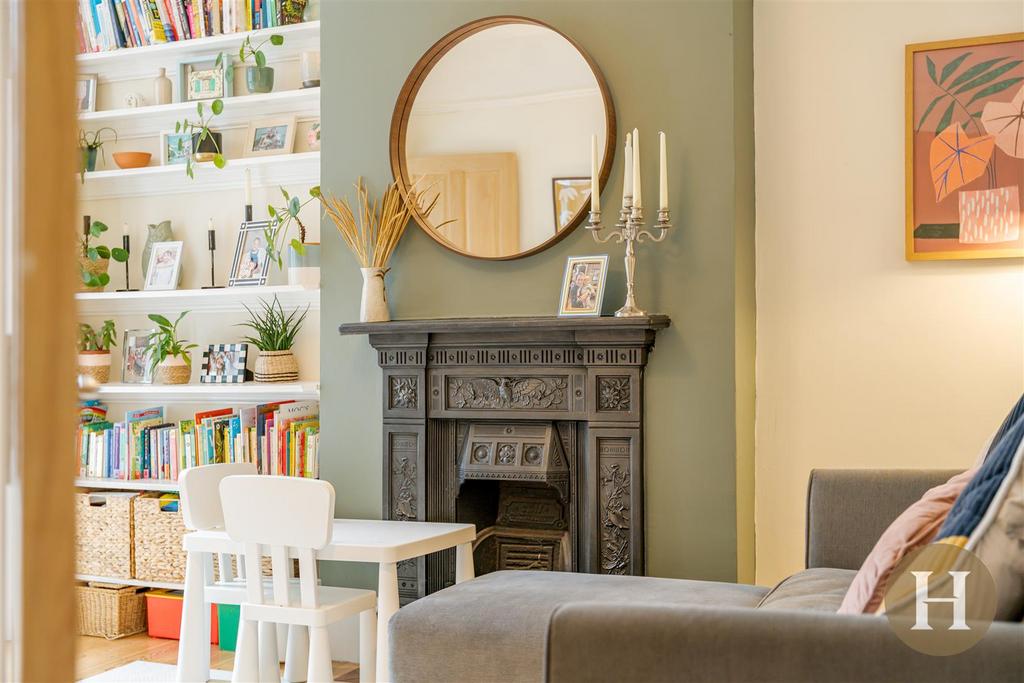 Hadleigh Estate Agents-9.jpg