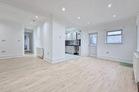 undefined, Marlands Road, Clayhall IG5 0JJ