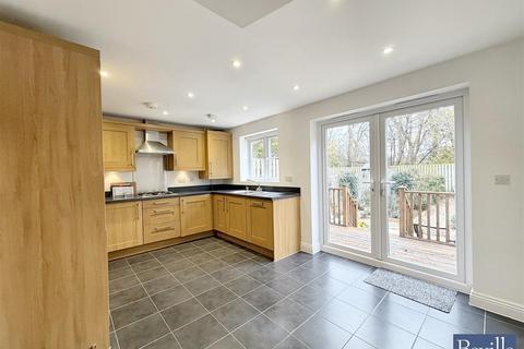 undefined, Martin Cooper Close, Reading RG4