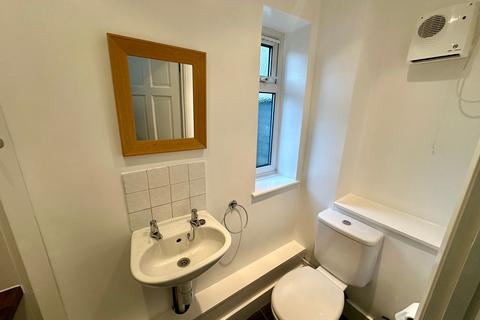 undefined, Grafton Gardens, Dagenham, RM8