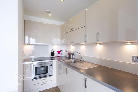 Studio to rent, Aqua Vista Square, LONDON