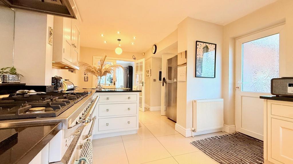 Thumbnail IMG 9780.jpg