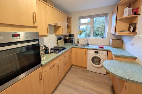 undefined, Marston Road, Woking GU21
