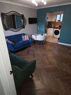 undefined, Luton LU4