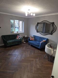 undefined, Luton LU4