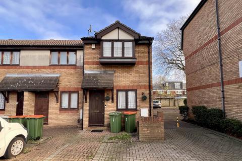 undefined, Magpie Close, Forest Gate, E7 9DE