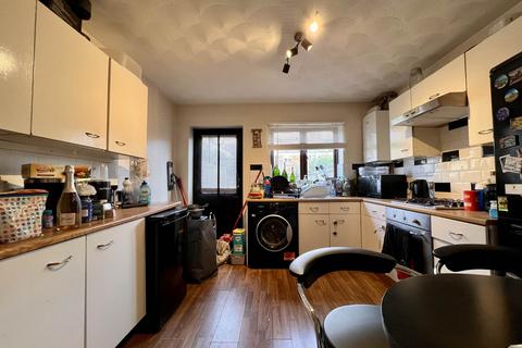 undefined, Magpie Close, Forest Gate, E7 9DE
