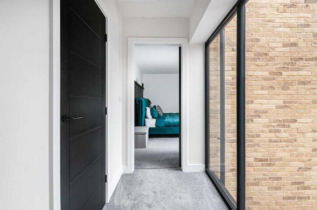 Master bedroom alt