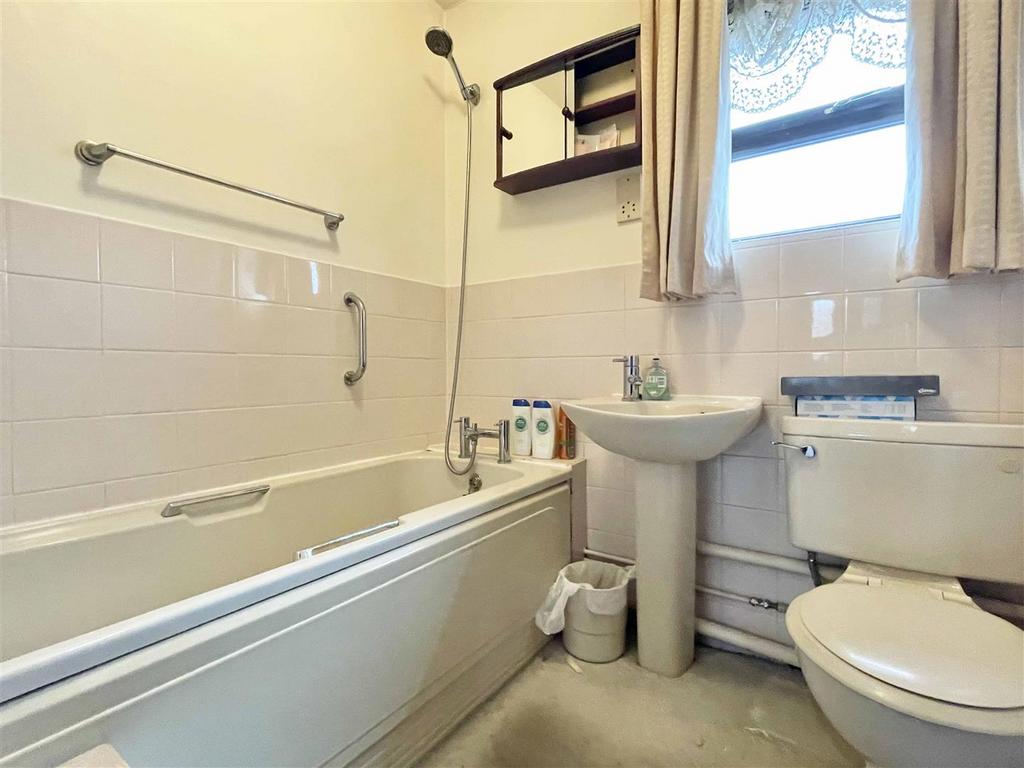 Bath.jpg