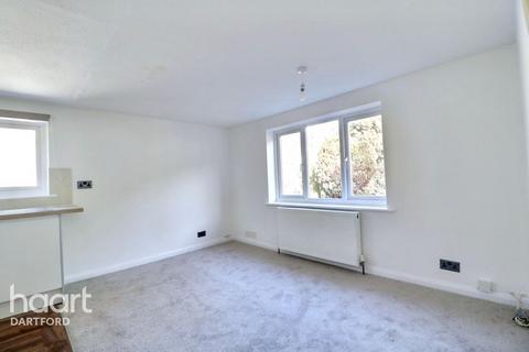 1 bedroom flat for sale, Cobham Terrace, Greenhithe