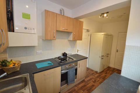 5 bedroom semi-detached house for sale, Old Lane, Leeds, West Yorkshire, LS11 7AB