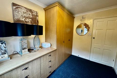 3 bedroom terraced house for sale, Swallow Dale, Thringstone, Coalville, LE67