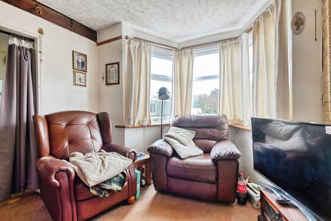 3 bedroom semi-detached house for sale, George Avenue, Mile Oak, Tamworth
