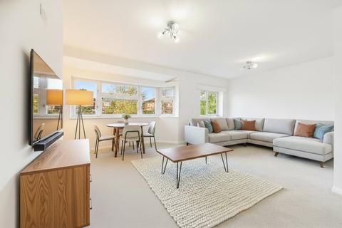 undefined, Queensway, Maidenhead, Berkshire, SL6
