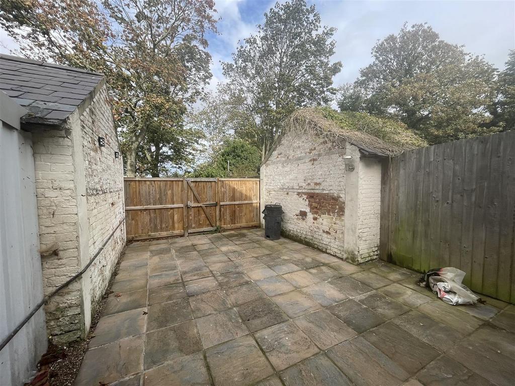 Courtyard garden.jpg