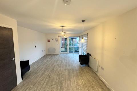 undefined, Holmesley Road, Borehamwood