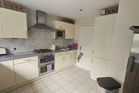 undefined, Darwin Close, Milton Keynes MK5