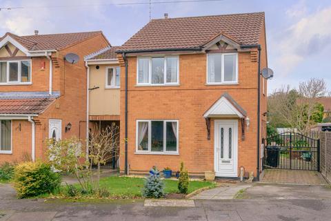 3 bedroom semi-detached house for sale, Birkdale Close, Grantham NG31