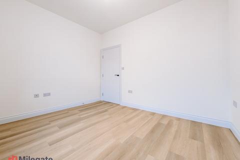 undefined, High Street, Beckenham BR3