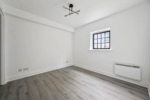 undefined, Comer Crescent, Southall, Middlesex, UB2 4XD