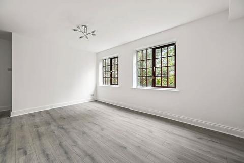 undefined, Comer Crescent, Southall, Middlesex, UB2 4XD