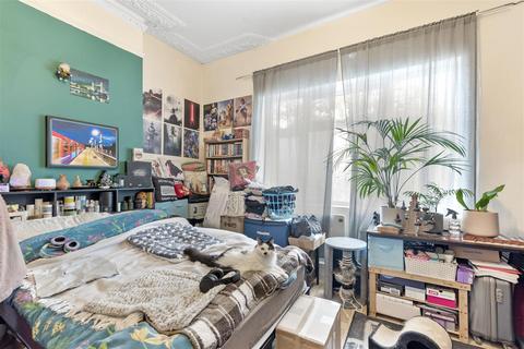 undefined, Belmont Road, London N15
