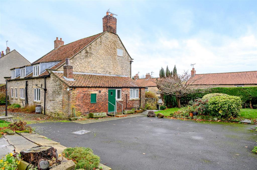 Manor farm aislaby-29[1].jpg