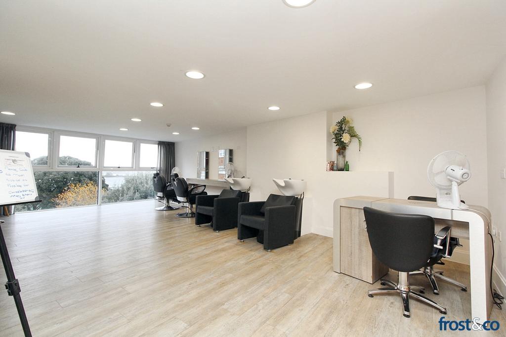 Communal Salon