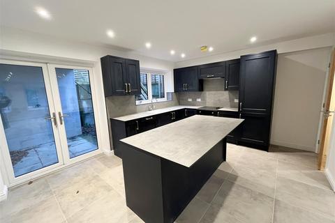 undefined, London Road, Macclesfield
