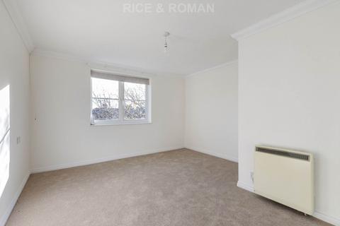 1 bedroom retirement property for sale, Guildford Road, Lightwater GU18