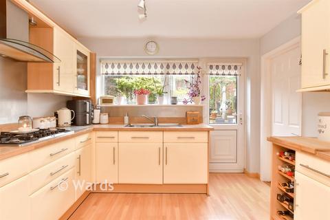 undefined, Mossbank, Chatham ME5