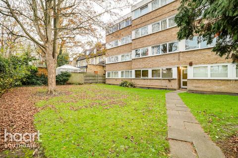 1 bedroom apartment for sale, Maidstone Road, London